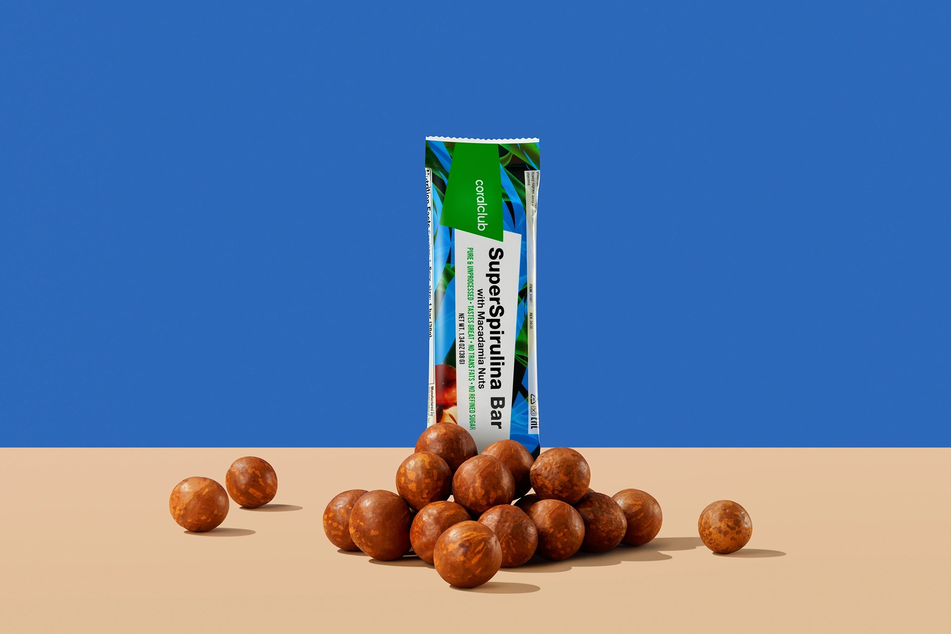 SuperSpirulina Bar with Macadamia Nuts - Imagen 2